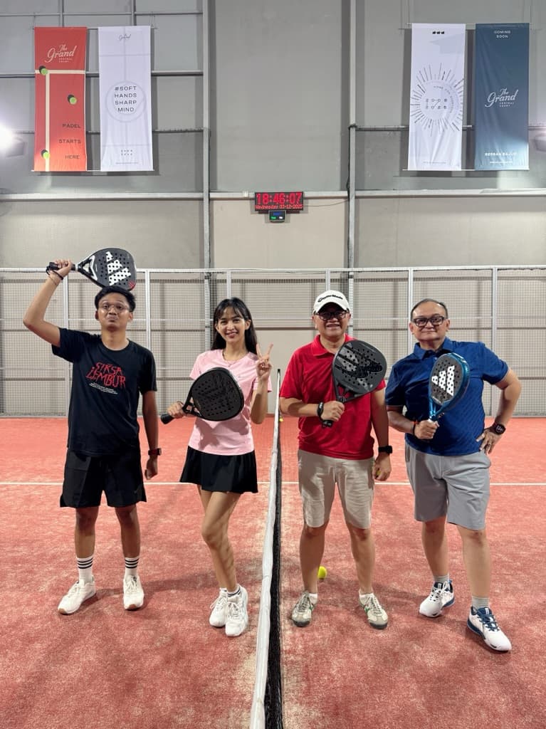 Hit & Chill Padel Club media 2