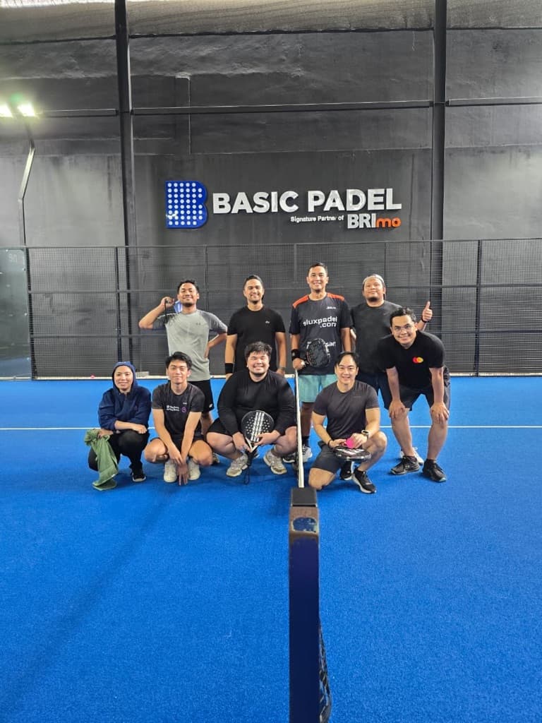 Red & Gold Racquet Club media 4
