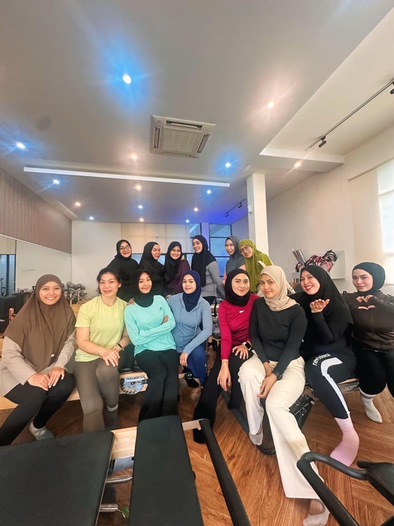 Moms Pilates media 6