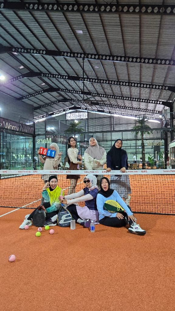 cheering padel club media 2