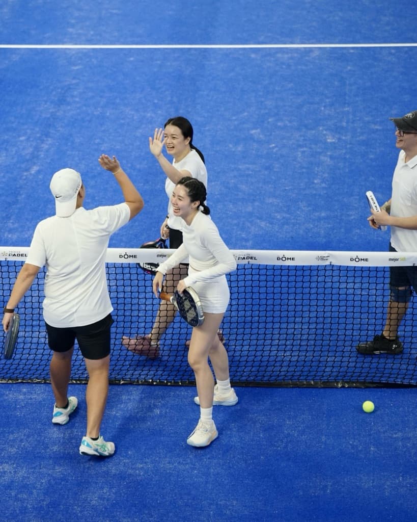 club MAMA PAPA padel media 5