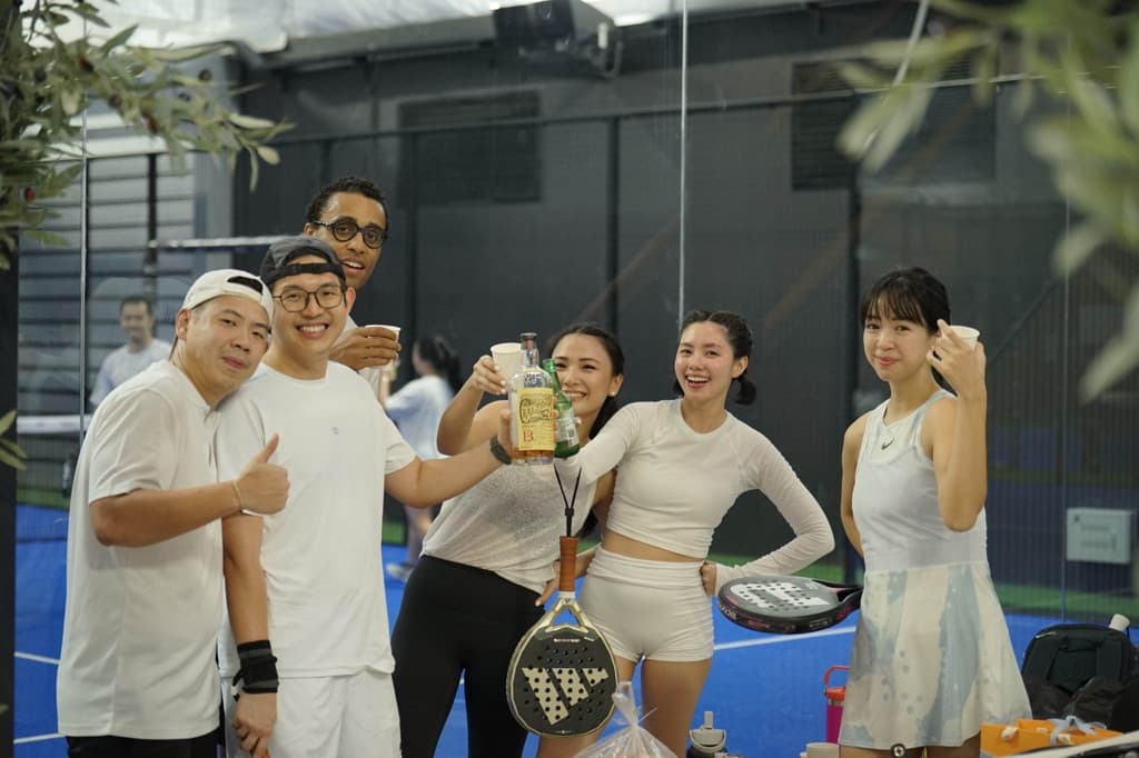 club MAMA PAPA padel media 2