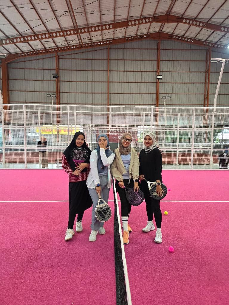 Momma Matcha Padel media 6