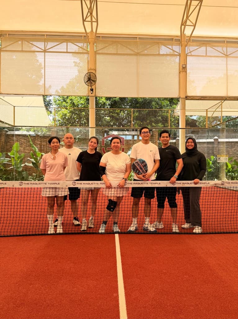 Padel Poop media 1