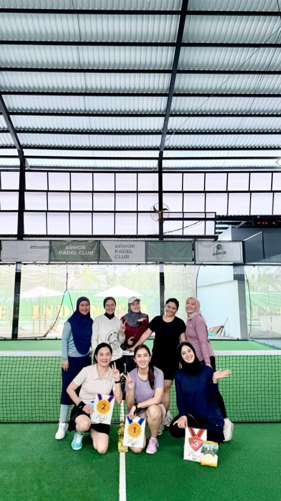 Light up court ✨🎾 media 3