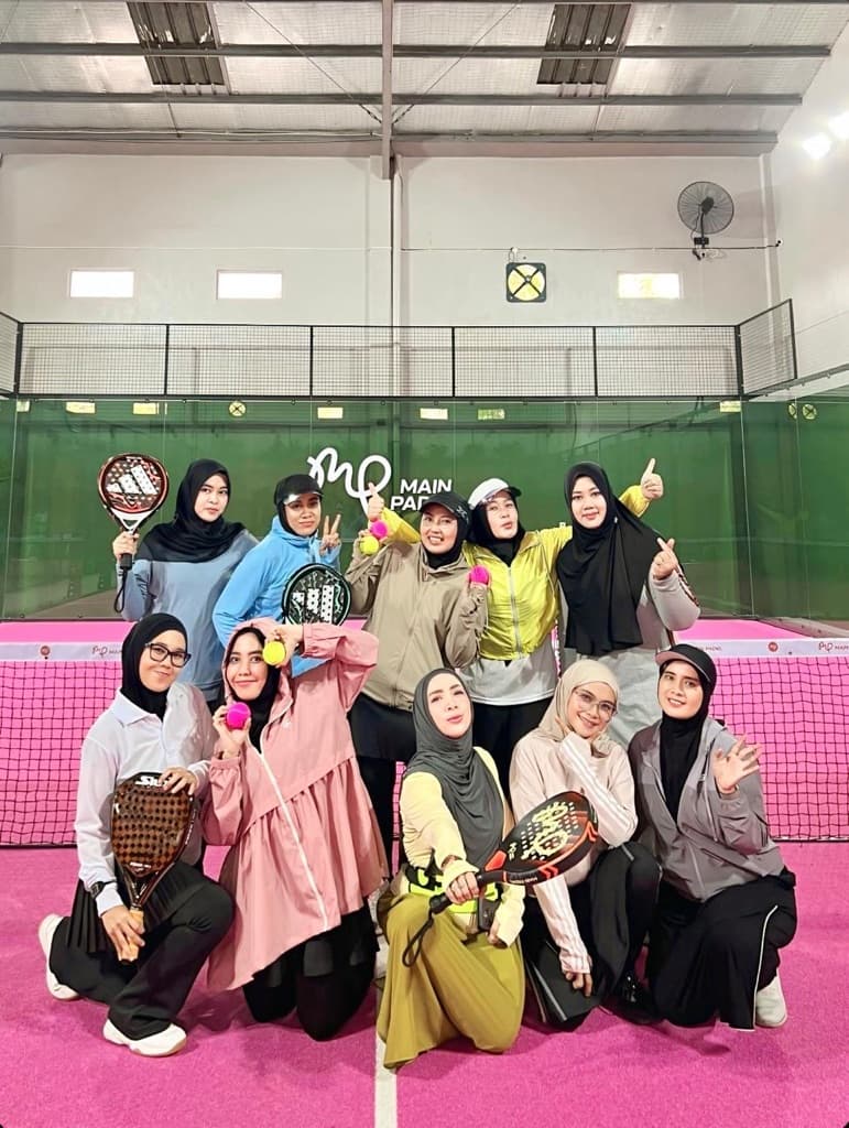Sparkle Padel Society  media 4