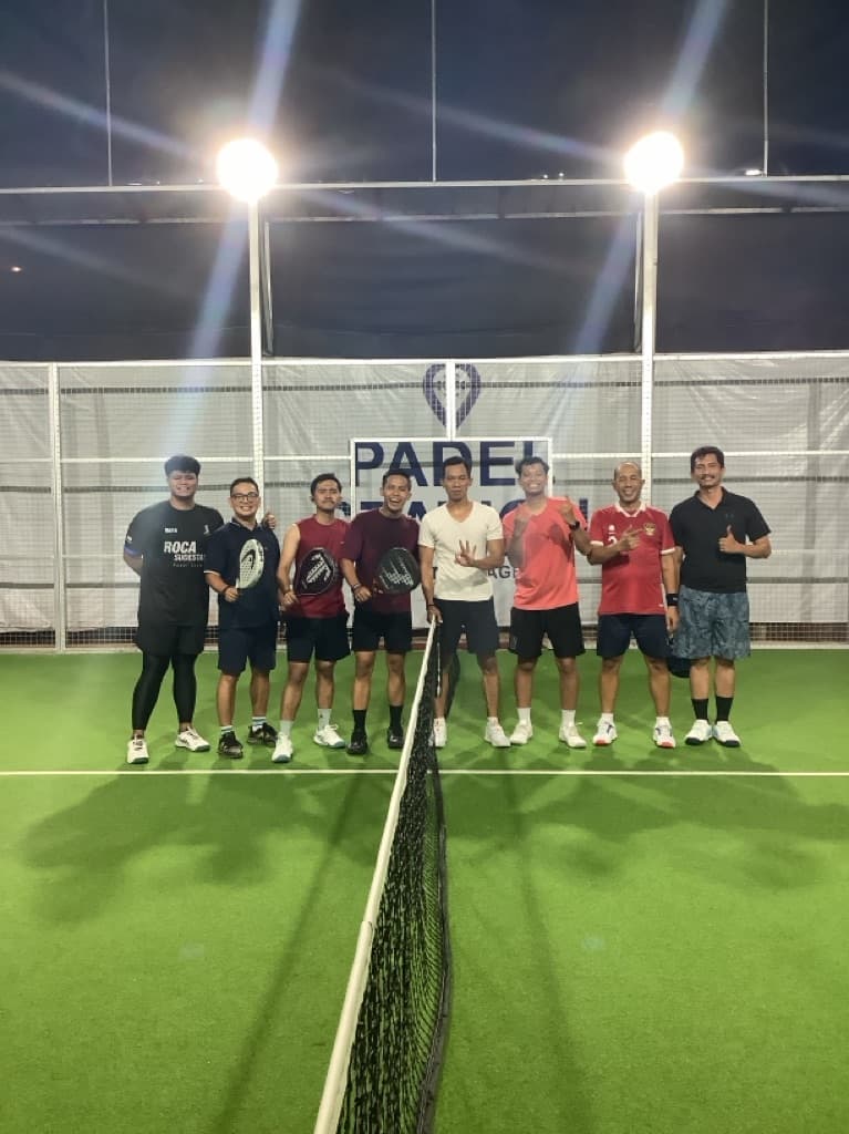 Bonding Shine Padel Club media 3