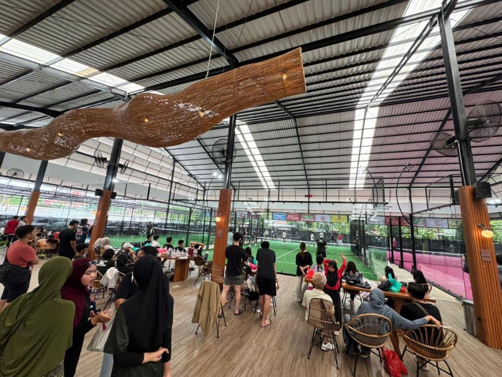 Main Padel Cirebon media 4