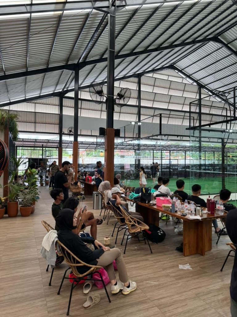 Main Padel Cirebon media 5