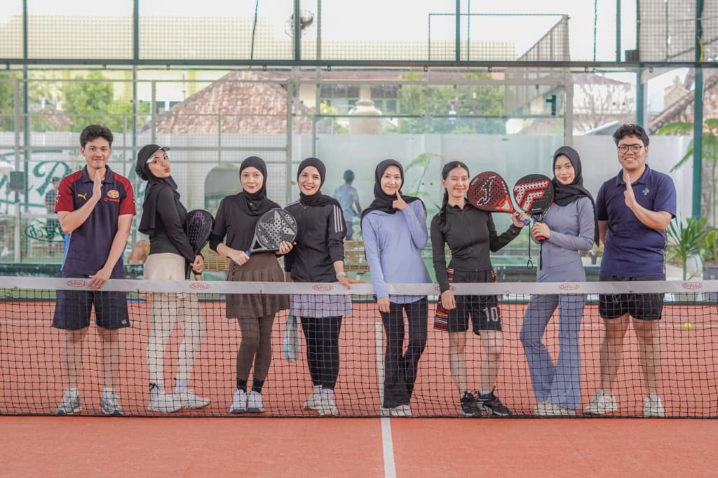 PADEL OWL ON COURT media 3