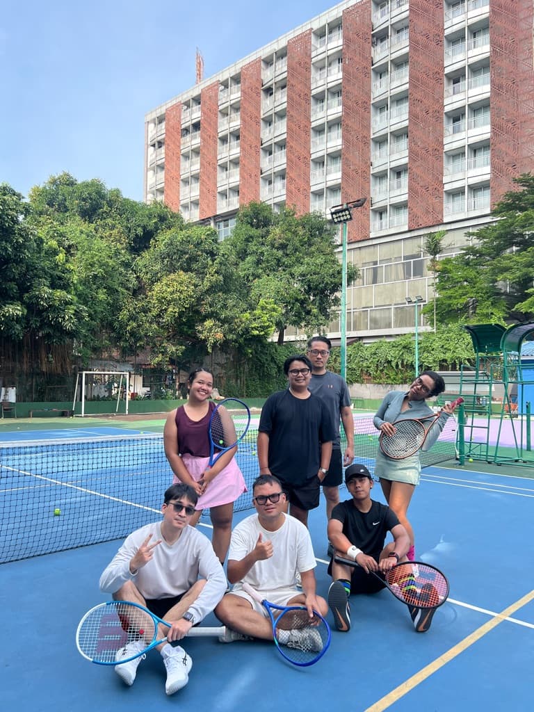 Tennis Minggu media 2