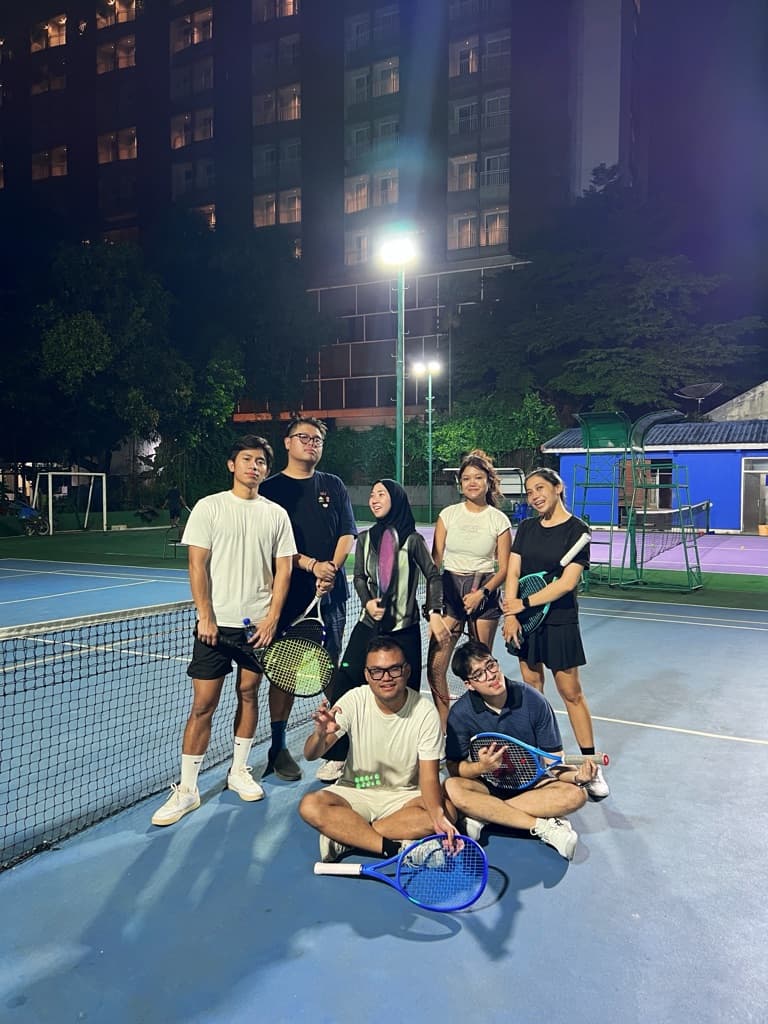 Tennis Minggu media 4