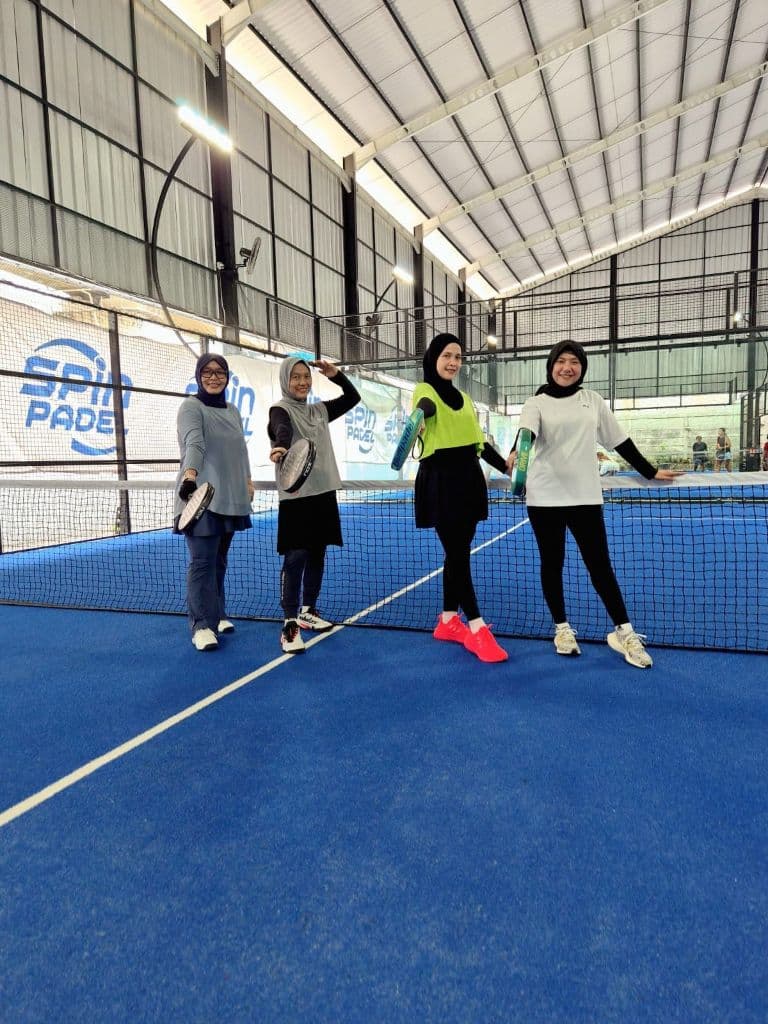 Pinky Mom Padel  media 1