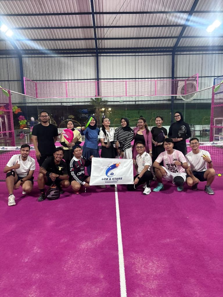 Lob & Stars Padel Club media 1