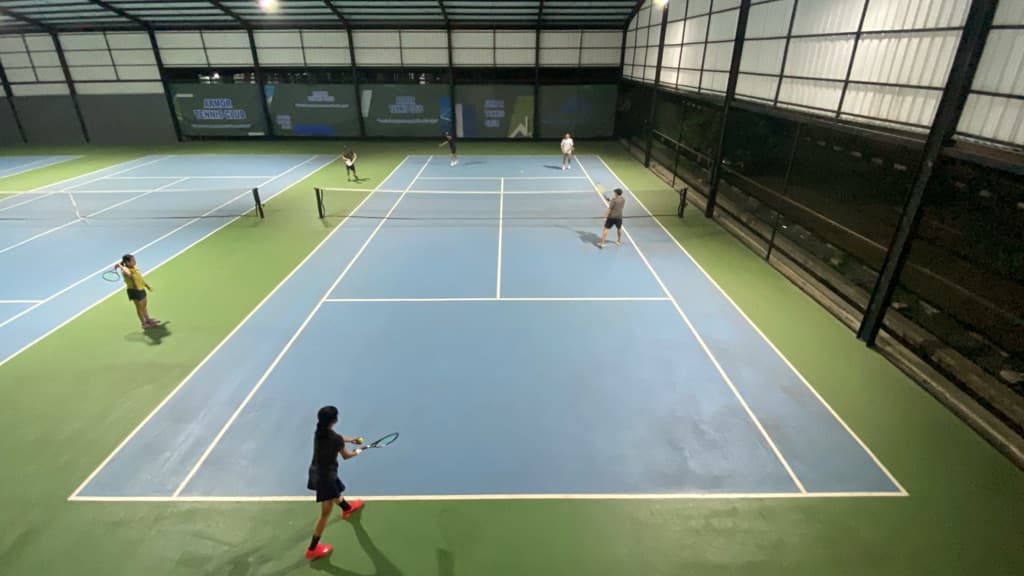BING BONG TENNIS CLURB media 2