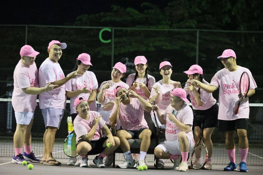 Pink Squad Tennis Tegal media 2