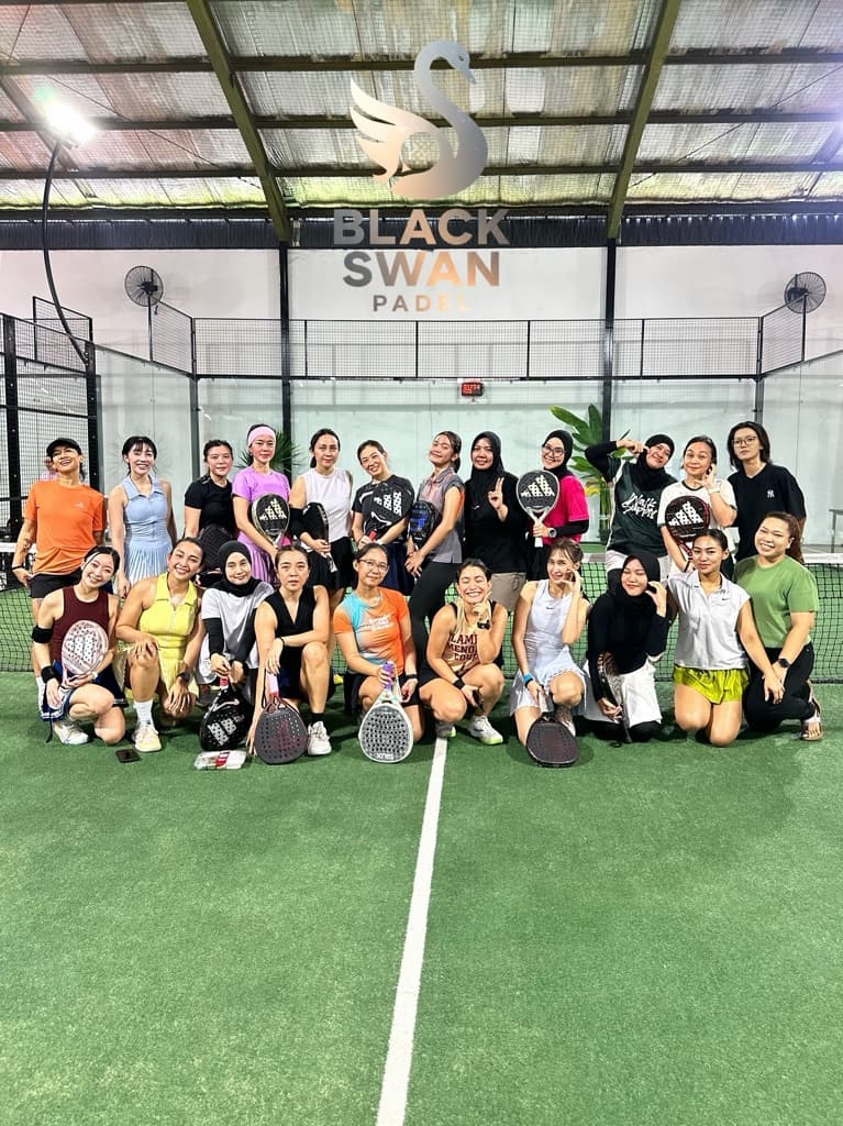 BlackSwan Padel media 1