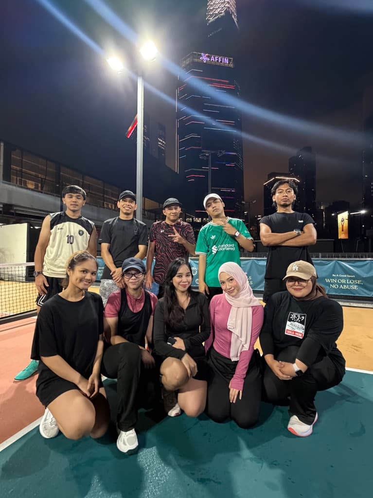 Chic & Dink Club media 2