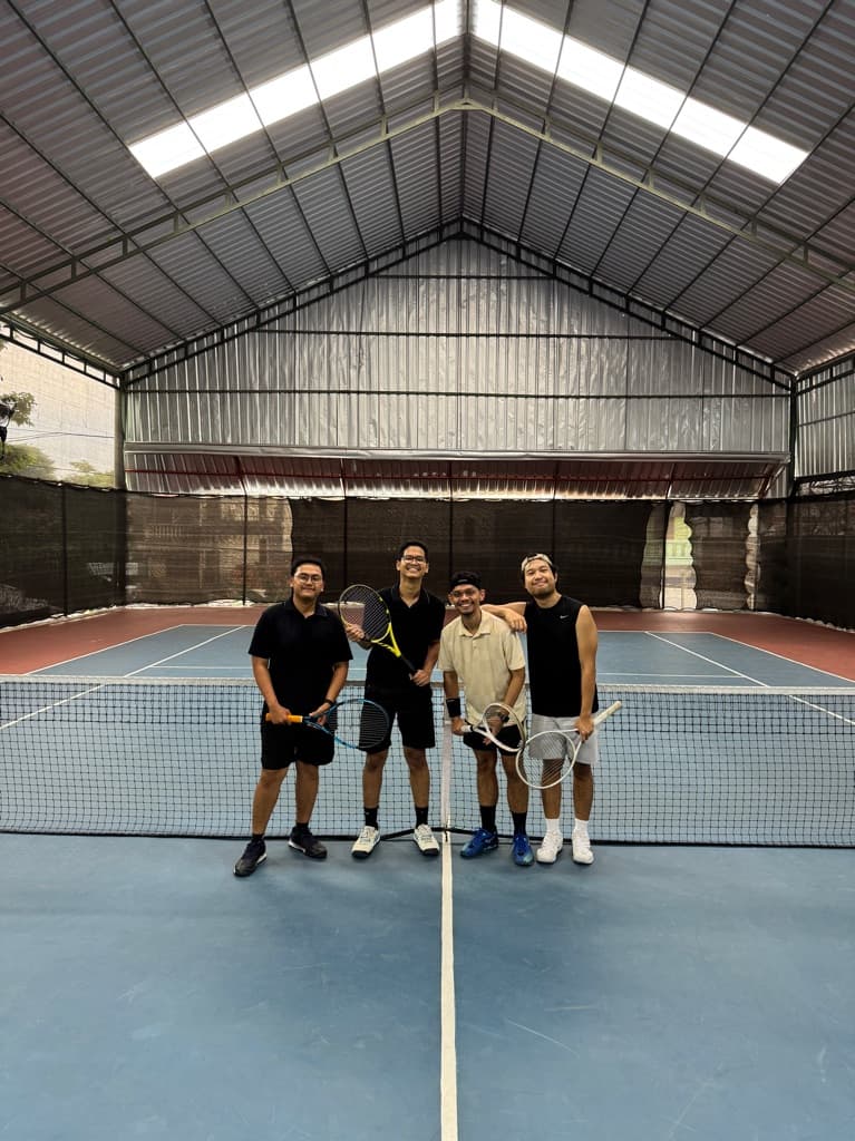 Pendejos Tennis 28 media 4