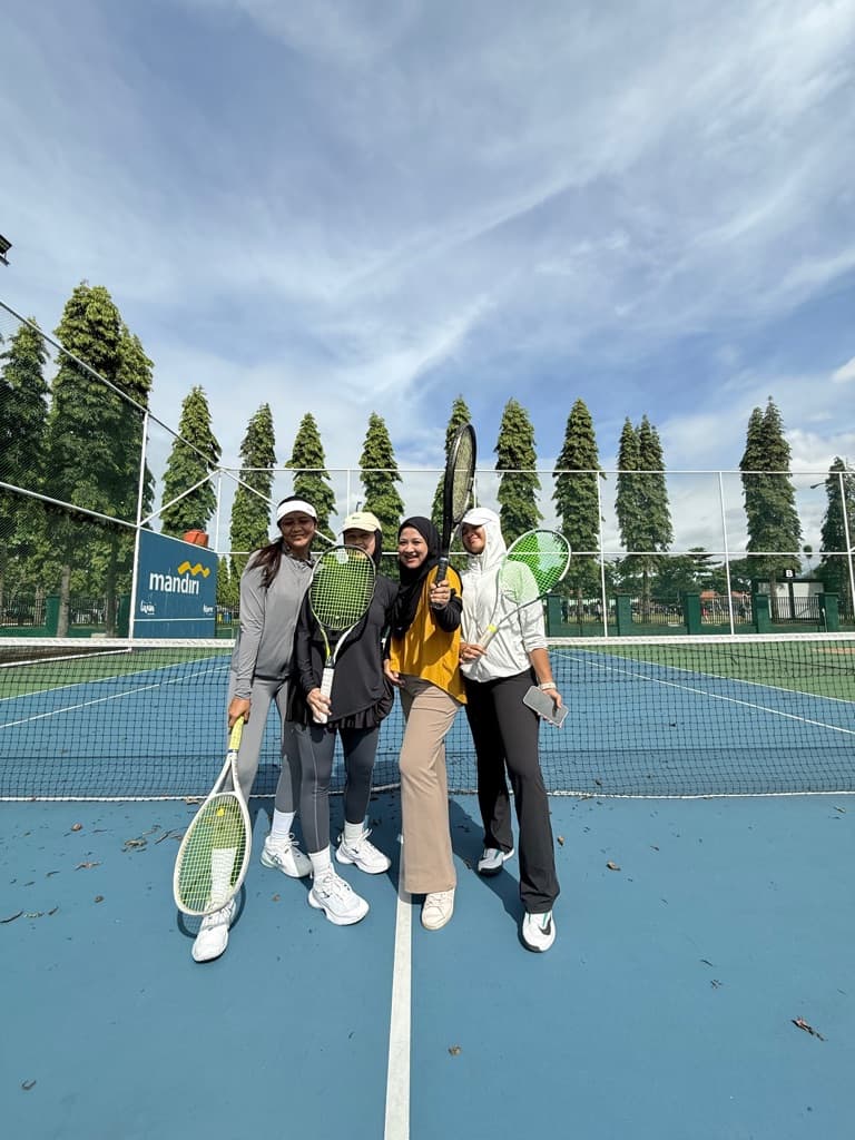SYURA TENNIS CLUB media 2