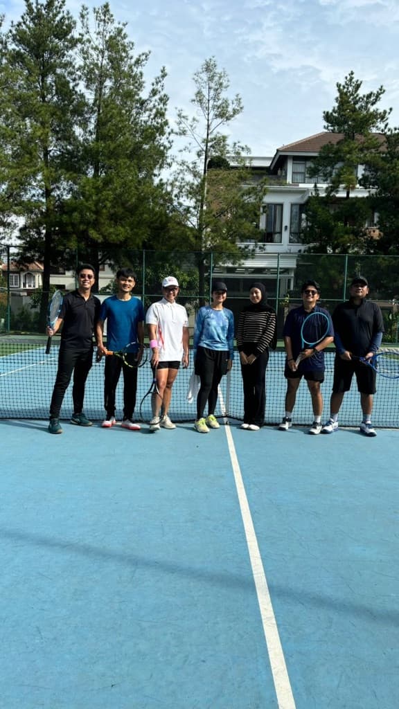 The Deuce Breakers media 2