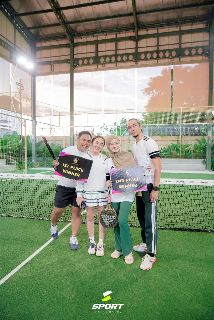 Astha de padel media 2
