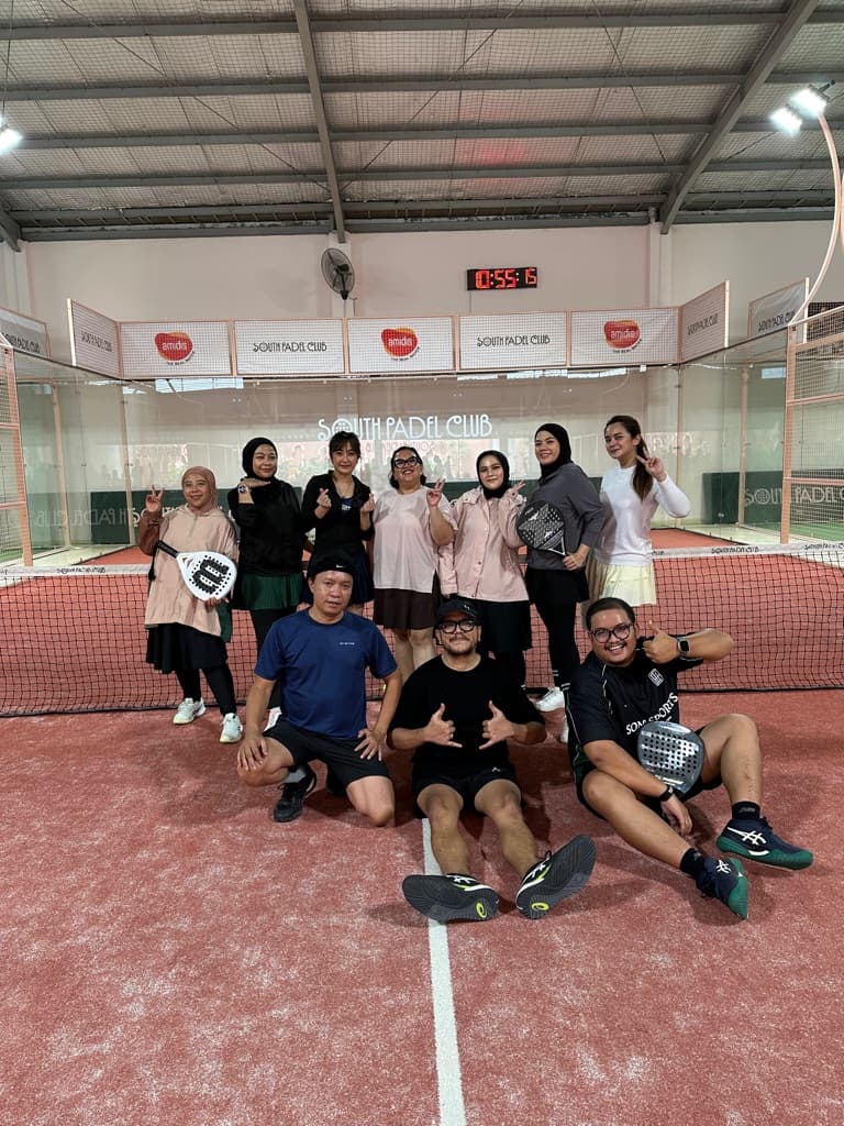 Banana Backhand Club media 4