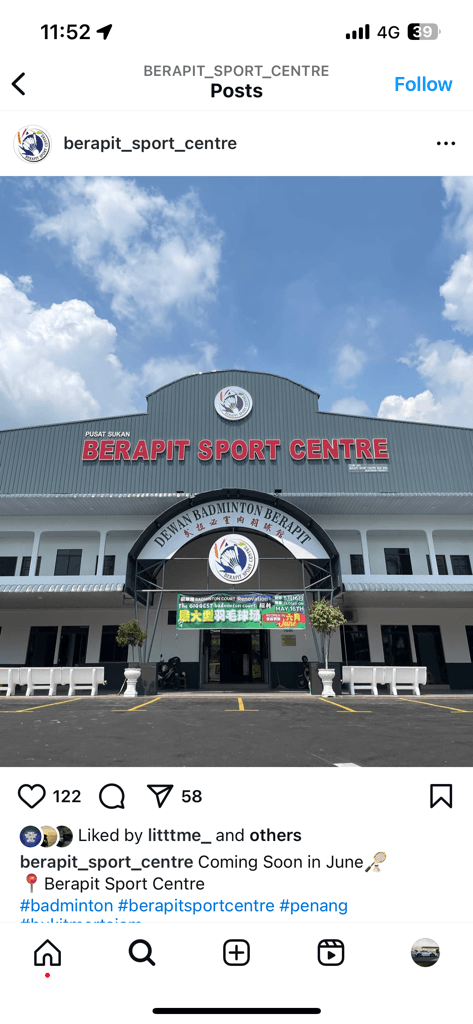 Berapit Sport Centre Badminton media 1