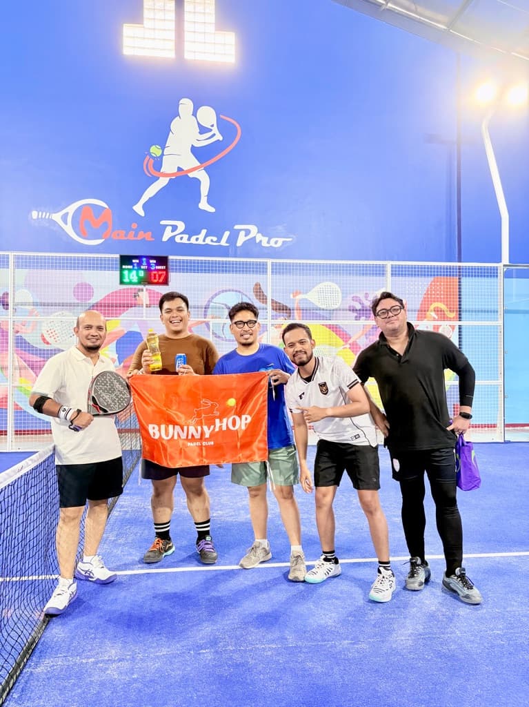 Bunny Hop Padel media 3