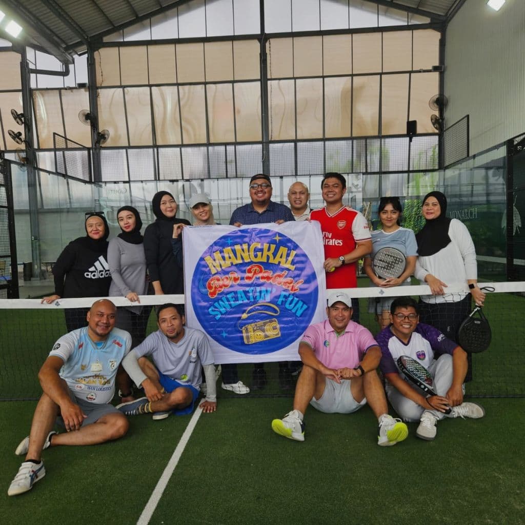 Mangkal di Padel media 1