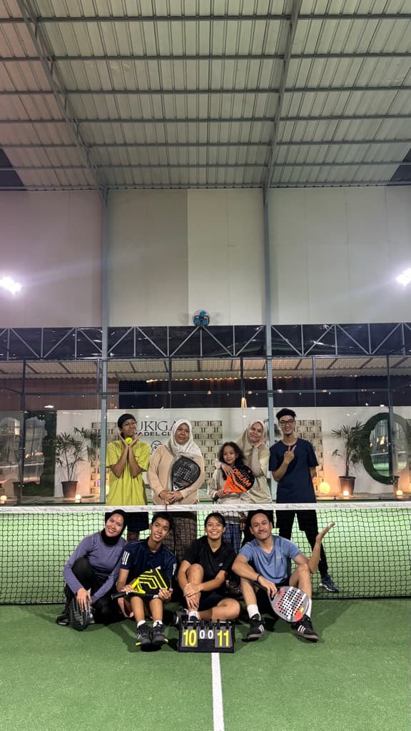 Four Paws Racquets Club media 4