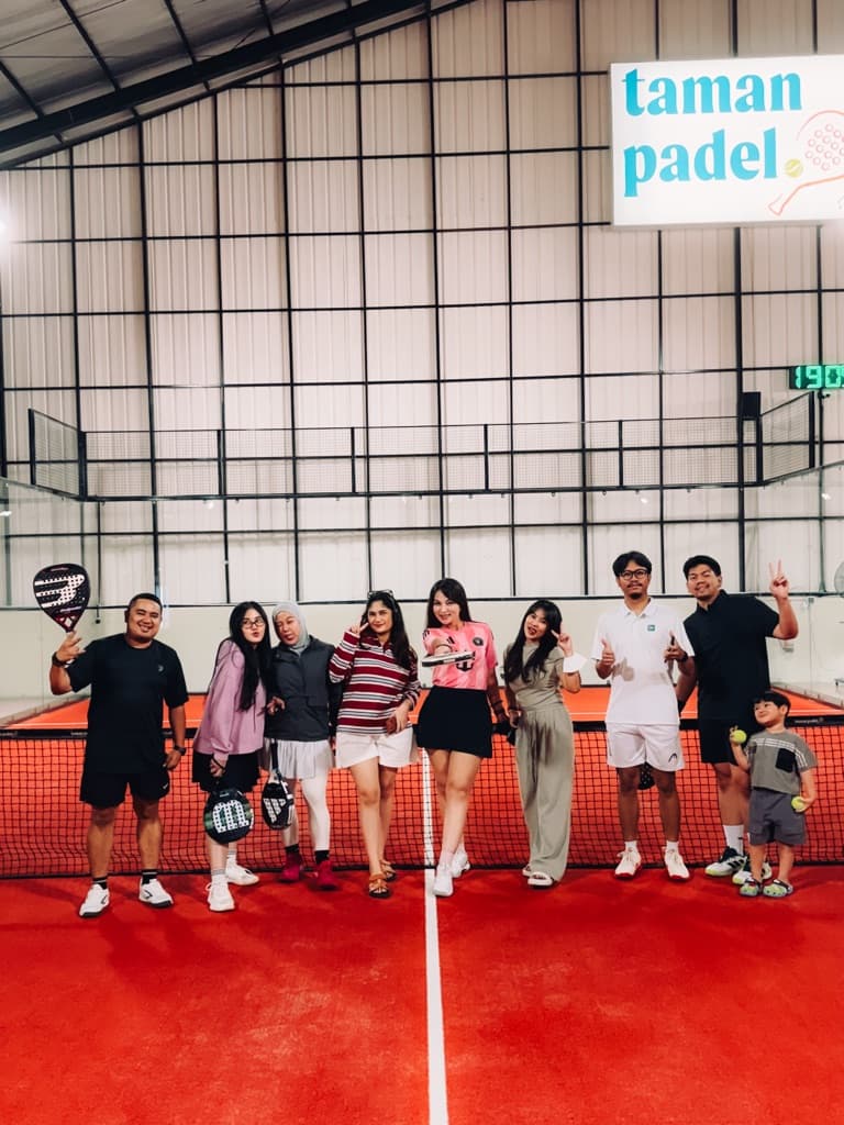 MADEL MANIA media 4