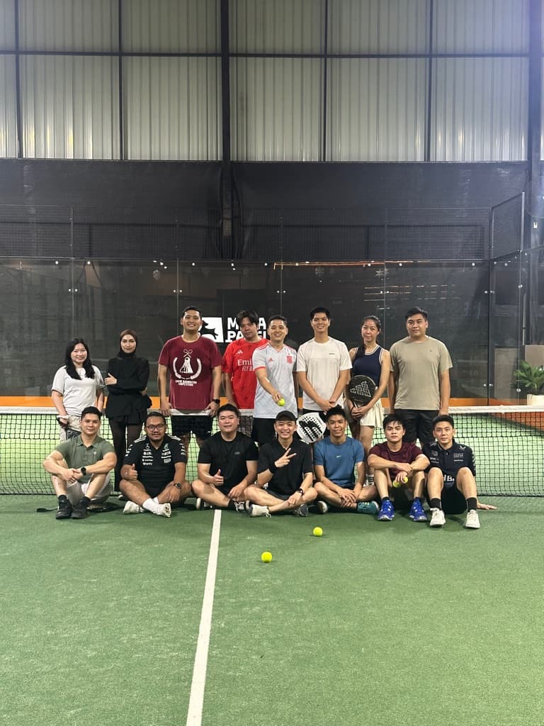 Holy Family Padel media 3