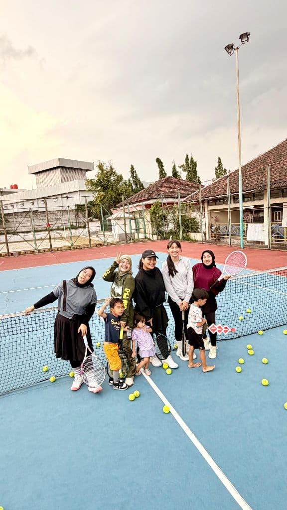 Madina Tenis media 2