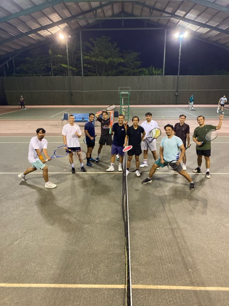 deuce Tennis  media 2