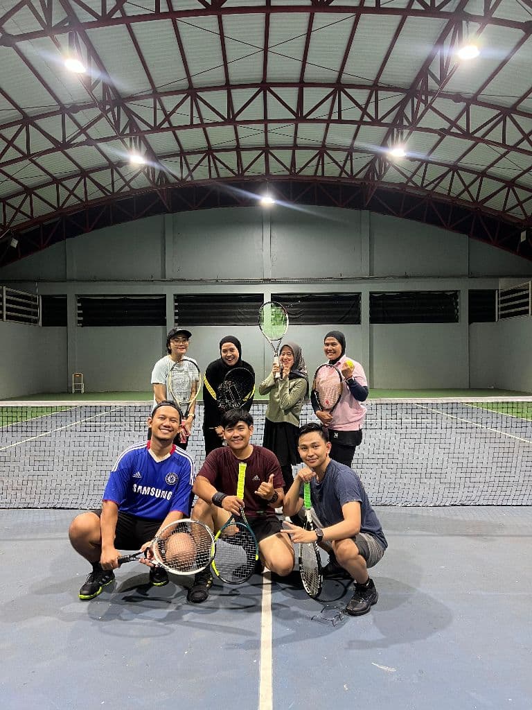 Tenis Yuks  media 1