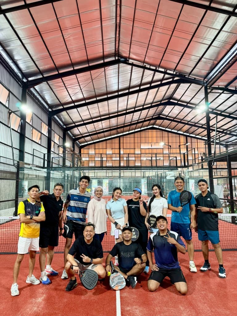 Red Wolf Padel media 1