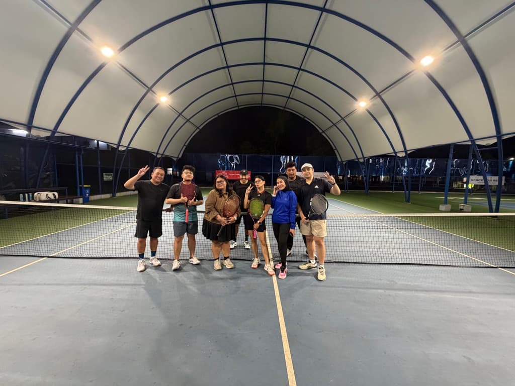 Tennis 'N Chill media 1