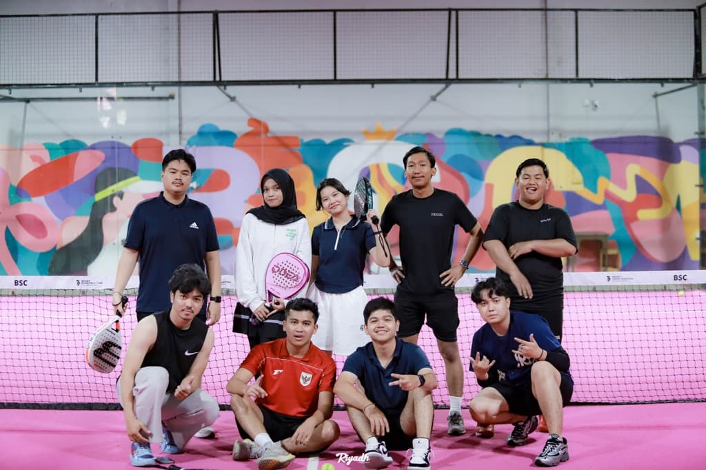 M.Kn Squad  media 1