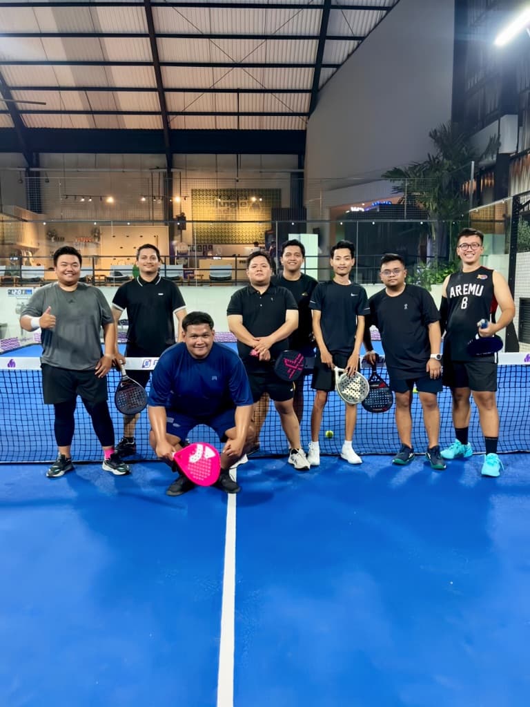 Padel Poop media 5