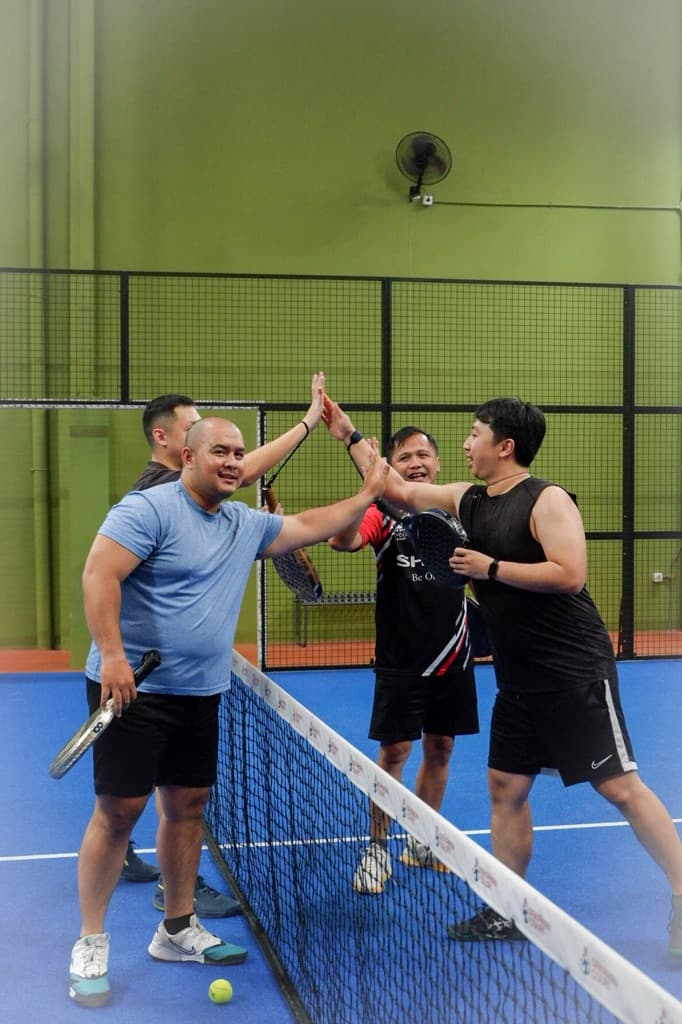 Mewing Padel Club media 2
