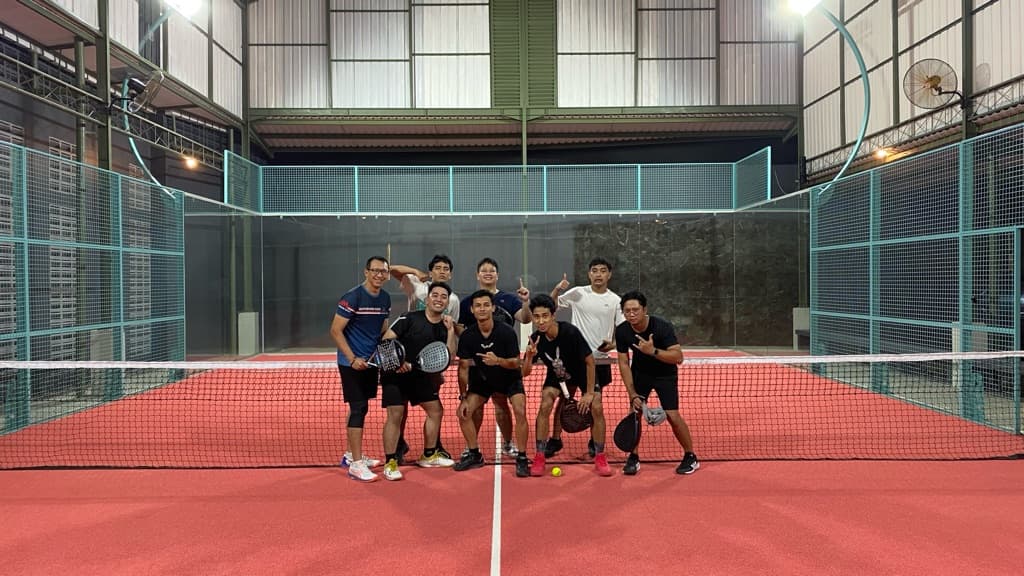 Rally & Roast Padel media 3