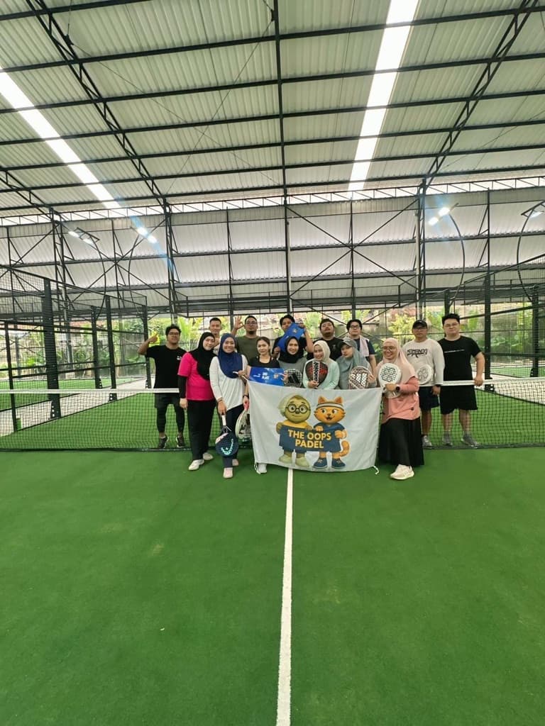 The Oops Padel media 1