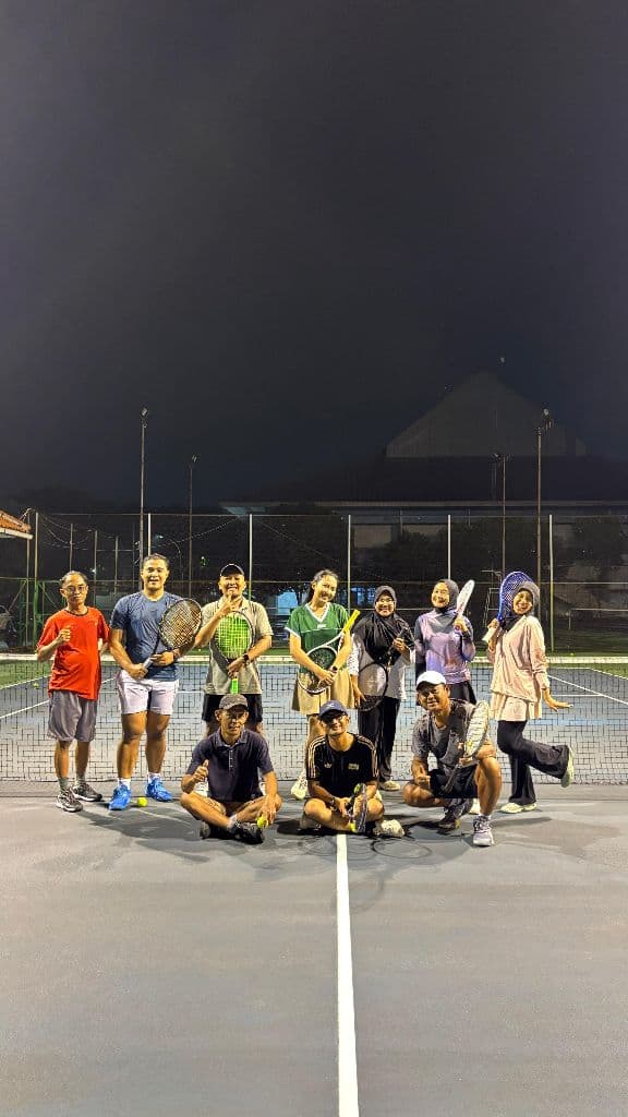 Tennis & Padel Sports Night Club media 2