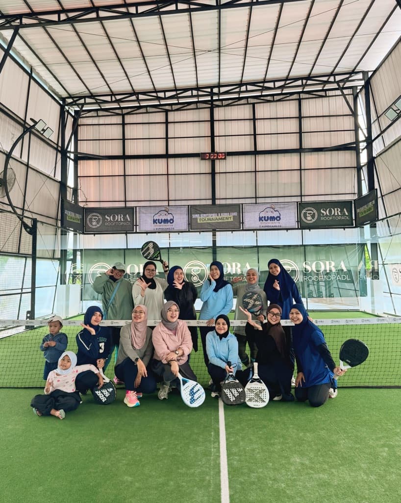 Sleep Eat PADEL Repeat  media 6