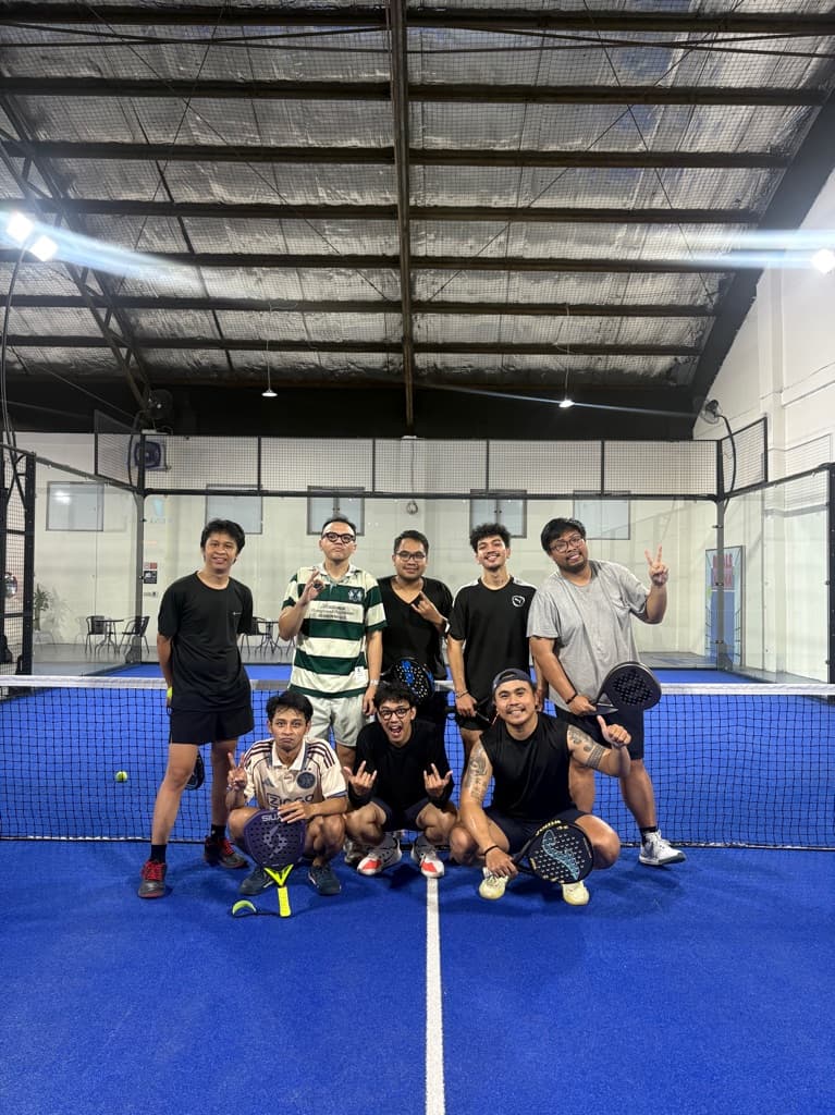 Racquet Antar Warga media 2