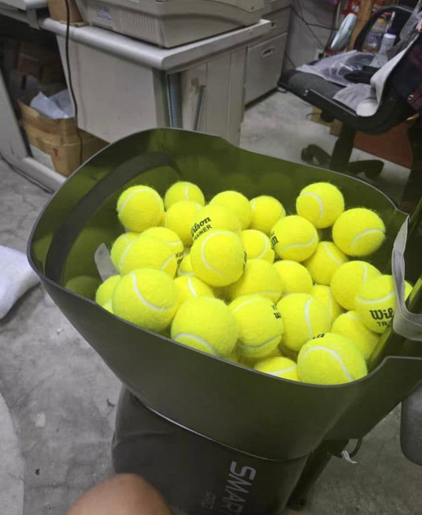 " TENNIIX " PRO  * 1st Motion - AI Tennis Machine media 5