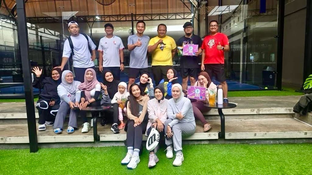 Padel Giggles  media 4