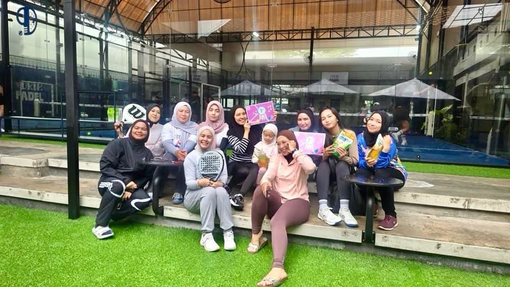 Padel Giggles  media 3