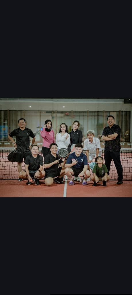 T.R.O.Y PADEL media 3